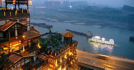 图：重庆洪崖洞夜景