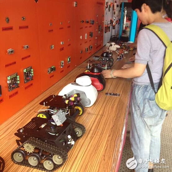 令人拍案叫绝的深圳创客周那些智能机器人
